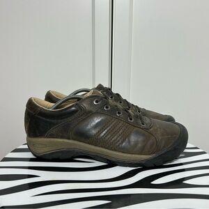 Keen finlay brown leather lace boots